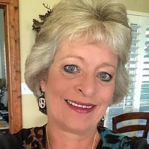 Meet your Posher, Tina